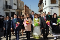 Cospedal, en la procesión de Navas de Jorquera, acompañada por el presidente del PP de Albacete, Francisco Núñez, y cargos públicos del Partido Popular.