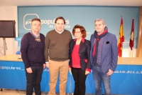 Juan Antonio Moya, Francisco Núñez, Carmen Riolobos y Ramón Rodríguez, en la sede del PP de Albacete, durante las I Jornadas de Formación de Comunicación Social.