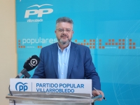 Juan Antonio Moreno, en la sede del PP de Villarrobledo.