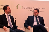 El secretario general del PP, García Egea, junto a Paco Núñez.